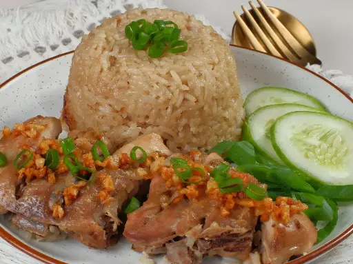Chicken Grab Rice with Roasted Garlic